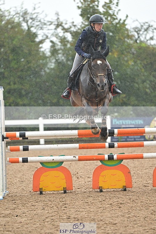 240925A-133219-00895 - Cls 4 Newcomers and 1.10m Open