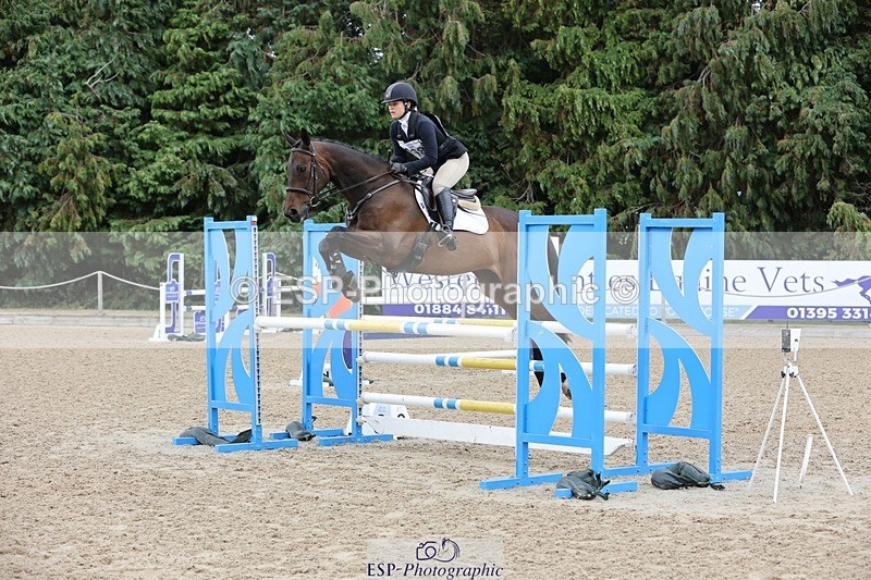 250803A-143147-14729 - O-668-Leia.Massey-SLIPALONGTREVASKIS