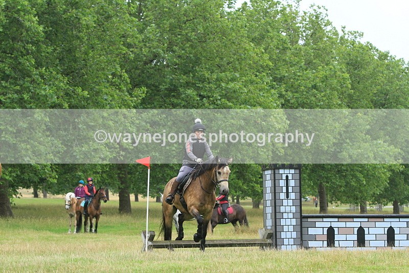 IMF_1595 - Time at Castle Jump 09:18 to 10:15