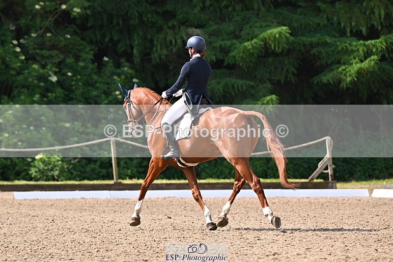 250523A-101829-05915 - C-261-Danielle.Dunn-ICI.DOR.DE.DONNA.CADANZA.Z