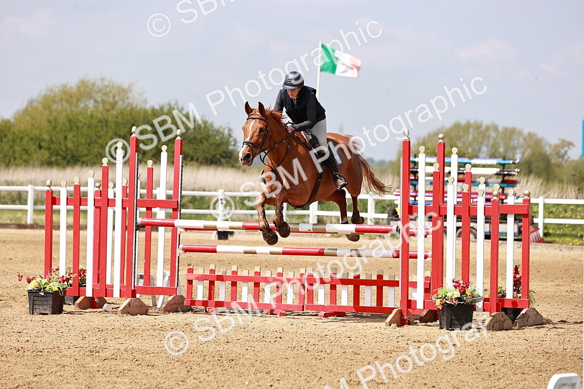  - Class 24 - Senior Newcomers - 1.10m