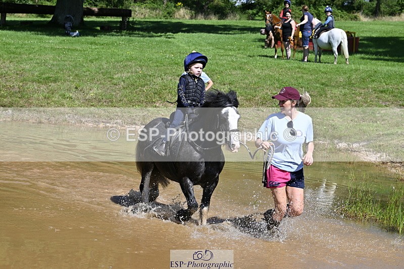 240728B-111537-01319 - Gemma's Group XC