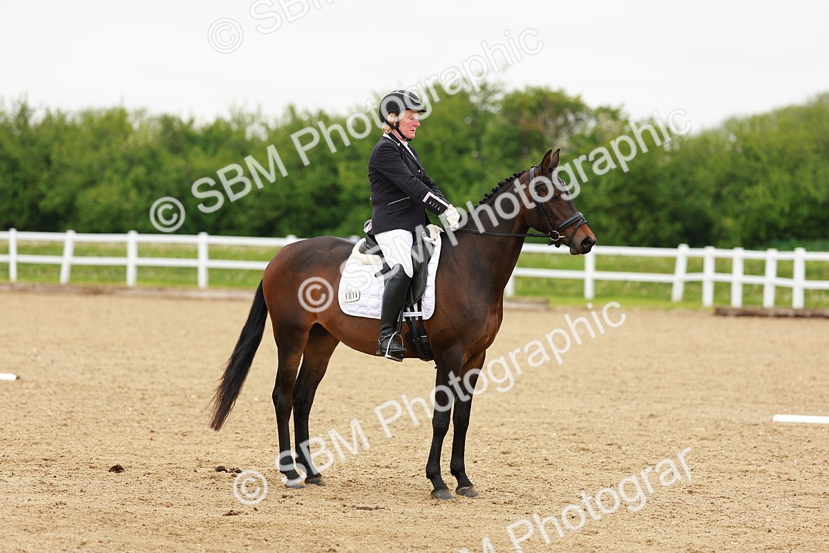 SBM_005350 - Class 16 - Novice 6