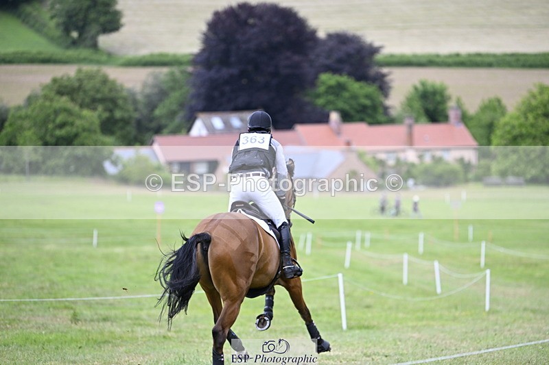 250524A-111959-09140 - B-363-Tom.D.Crisp-BLS.ABSOLUTELY