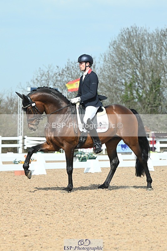 250403-104342-01579 - 048-Angus.Corrie-Deane-Maigret.VD.Watermolen