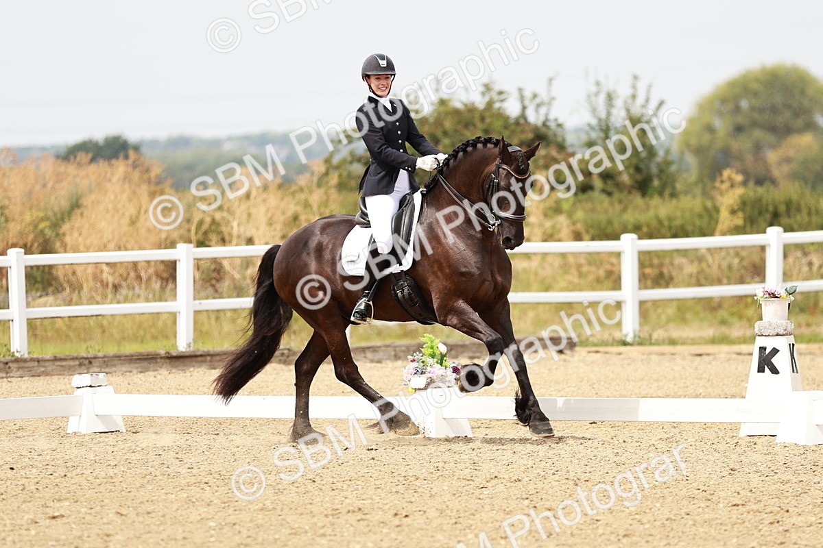 SBM_003703 - Class 7 - Advanced Medium 6 Gold - 13.16-14.36