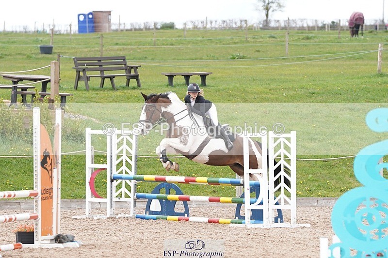 250414-132736-00939 - 80cm Round 2