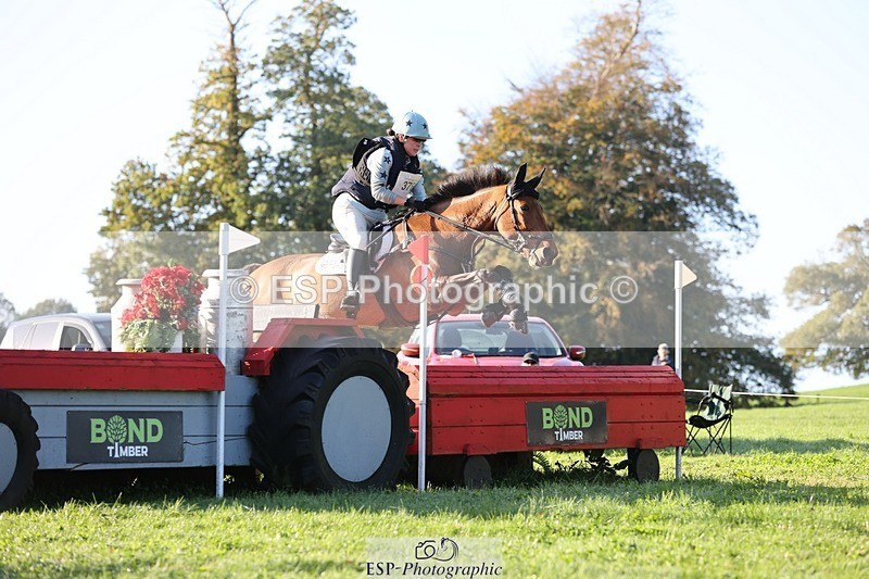 241026-093808-11340 - 376-Rachael.Hardman-WHIPPLETREE.HAILEYS.COMET