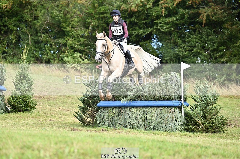 250831-144251-10967 - O-705-Imogen.Knight