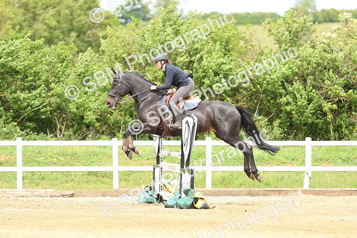 SBM_001026 - Class 4 - Senior Newcomers - 1.10m