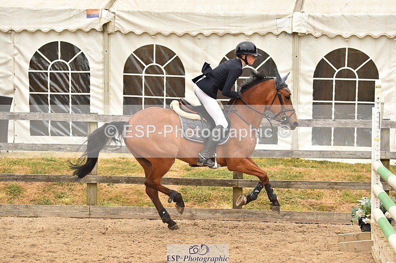 230618-142620-12919 - Cls 25 Pony Foxhunter & 1.10m Open
