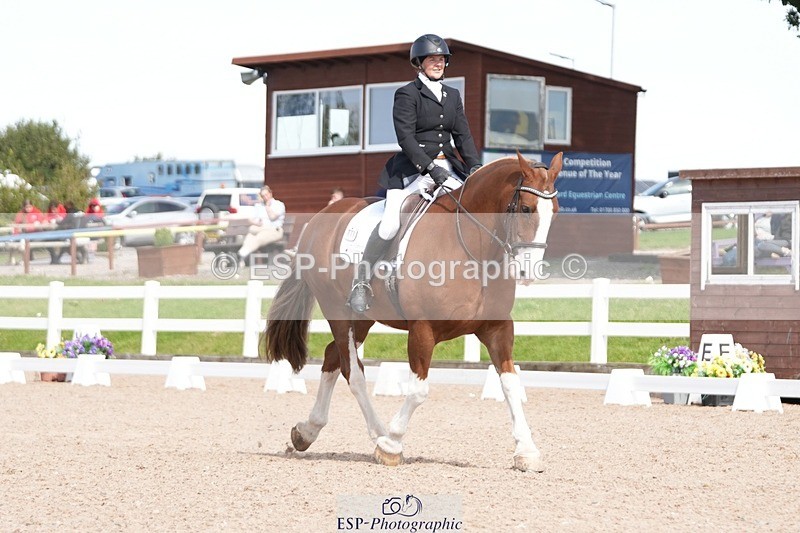 250906-141913-03913 - 069-Kirsty.ClackworthyStitch