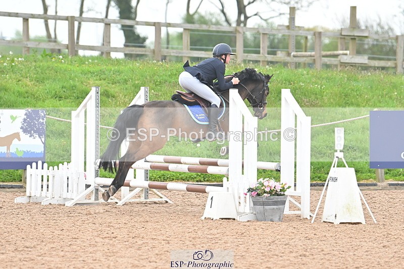 240505A-090447-03384 - Cls 1 Pony Intro 70cm