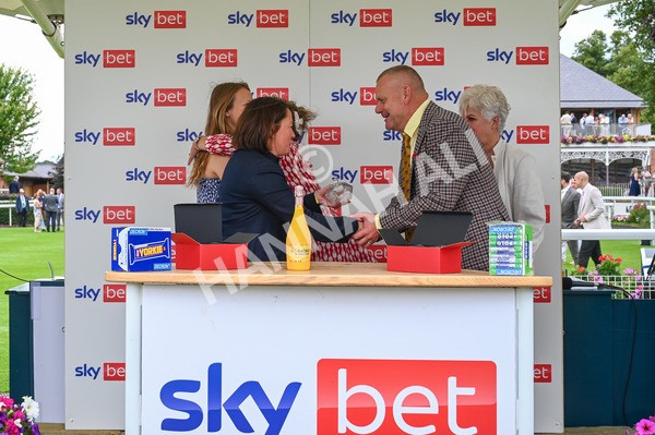 270724-Race 5-Theme Park-9804 - Race 5 4.35pm Sky Bet Prize Drop Handicap