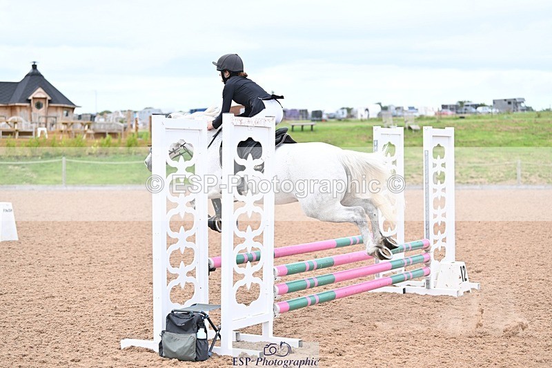 240813-165859-00354 - Classes 3A&B & 4 70cm