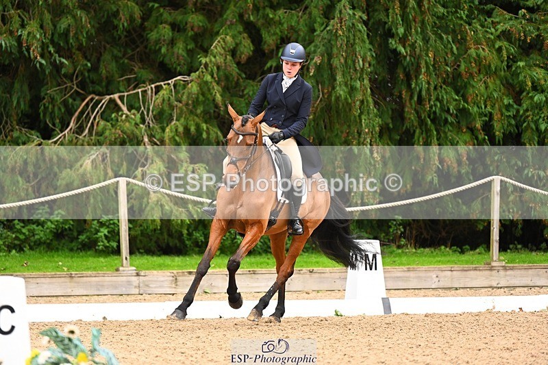 231020-153803-11882 - 214-LIGHT.TOUCH-Liv.Irby-DR