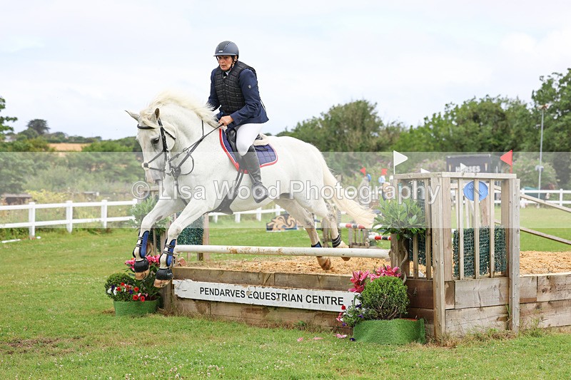 3E7A0807 - Class 4: 70cm Senior