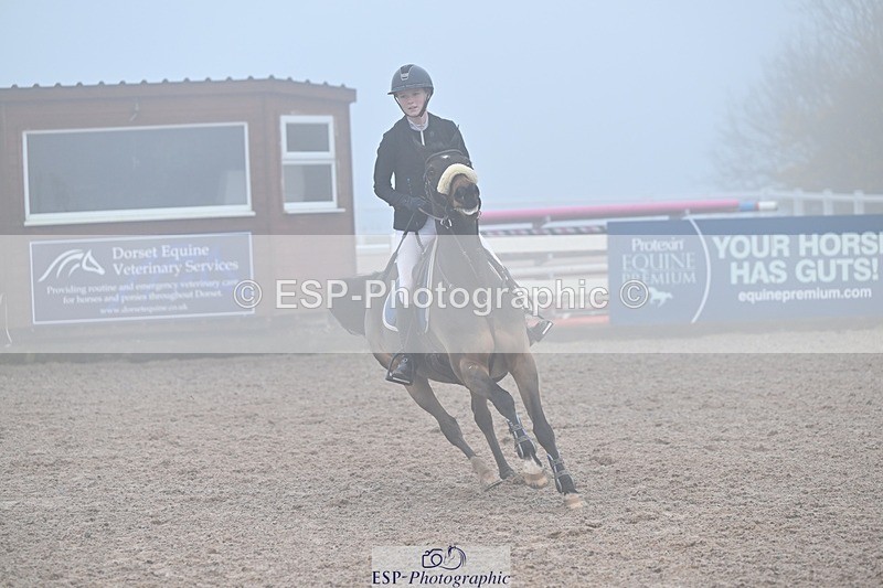 251115-115006-00282 - Cls 9 Pony Newcomers and 1m Open
