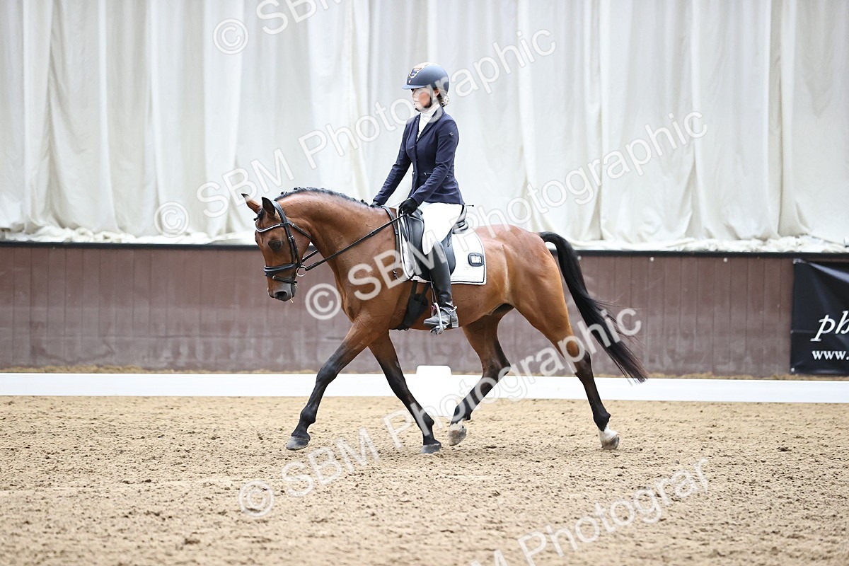 SBM_001420 - Novice 4 - 11.15-13.22