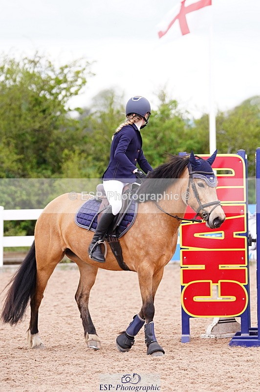 240506A-151240-09865 - Cls 19 Club 70cm