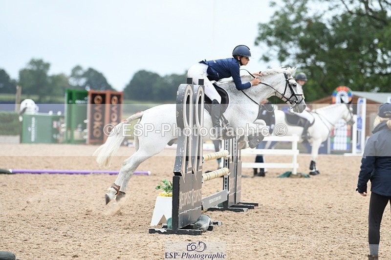 250807-113046-00690 - 90cm Round 1