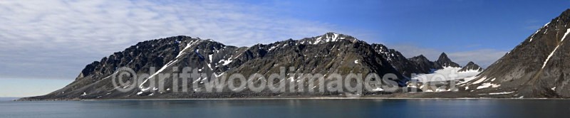 Magdalenefjord north coast - Magdalenefjord