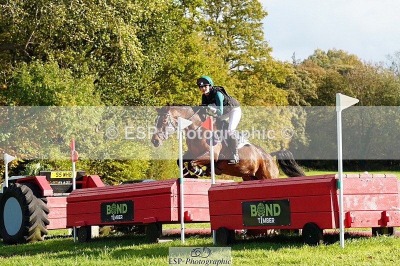 251025A-144930-21093 - G-525-Henrietta.Hack