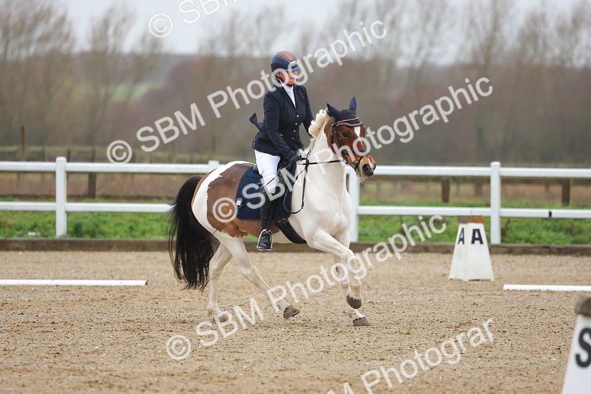 SBM_002926 - Class 6 - Novice 4