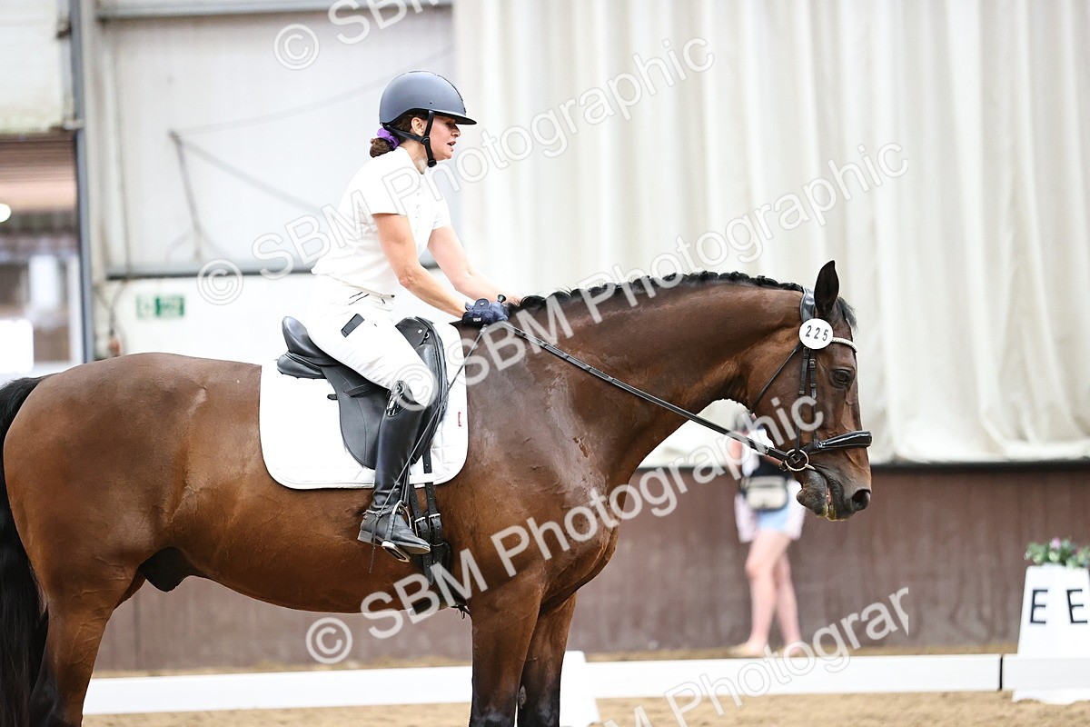 SBM_002464 - Novice 4 - 13.38-14.30