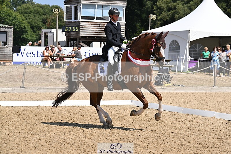 250810A-123845-06544 - Intermediate I SILVER Presentations