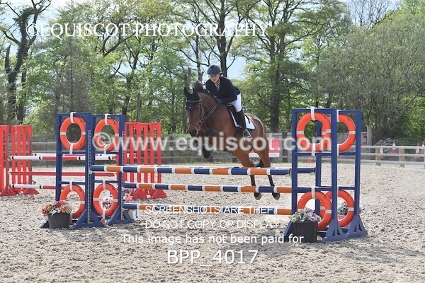 BPP_4017 - CLASS 9 - FRI - Senior Newcomers/ 1.10m Open