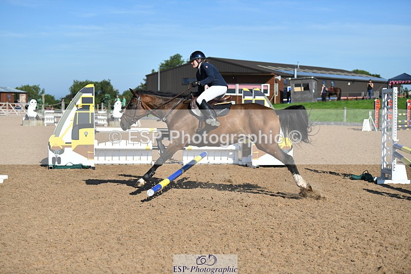 230903A-100739-03601 - Cls 12 95cm Amateur Quali