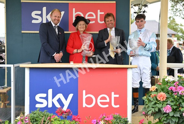200825-133 Pride Of Arras - Race 3 3.00pm Sky Bet Great Voltigeur Stakes