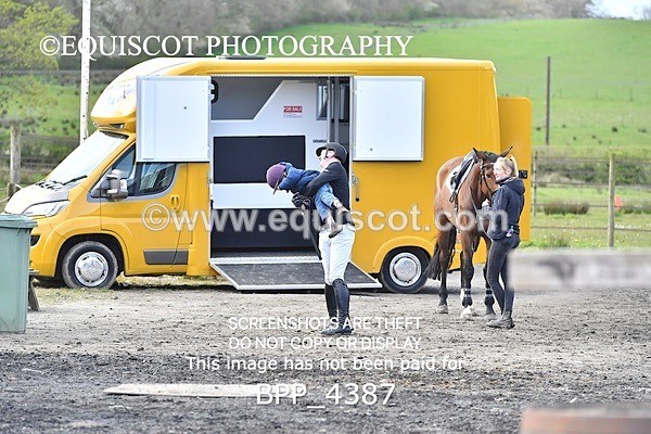 BPP_4387 - CLASS 8 FRI Senior Foxhunter/ 1.20m Open