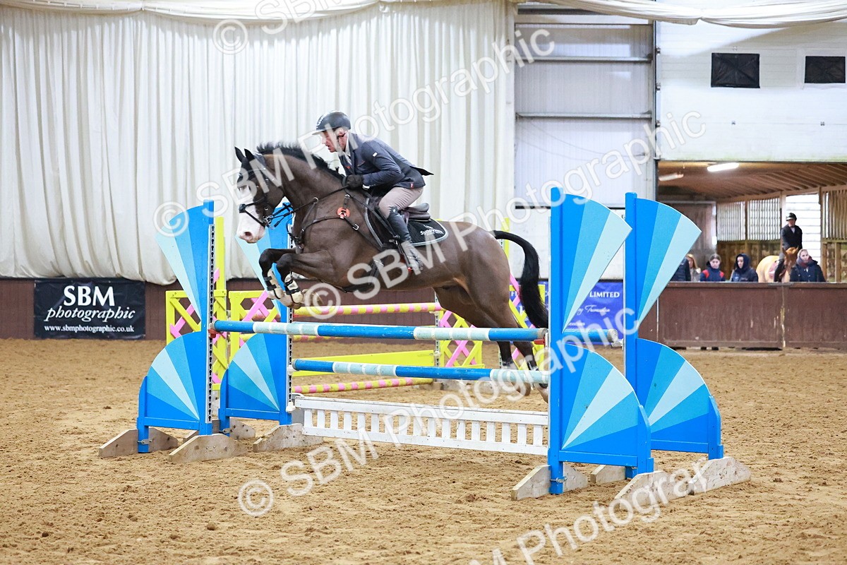 SBM_001325_Class 3 - Senior Discovery - 100m - Customer Cart - Anthony
