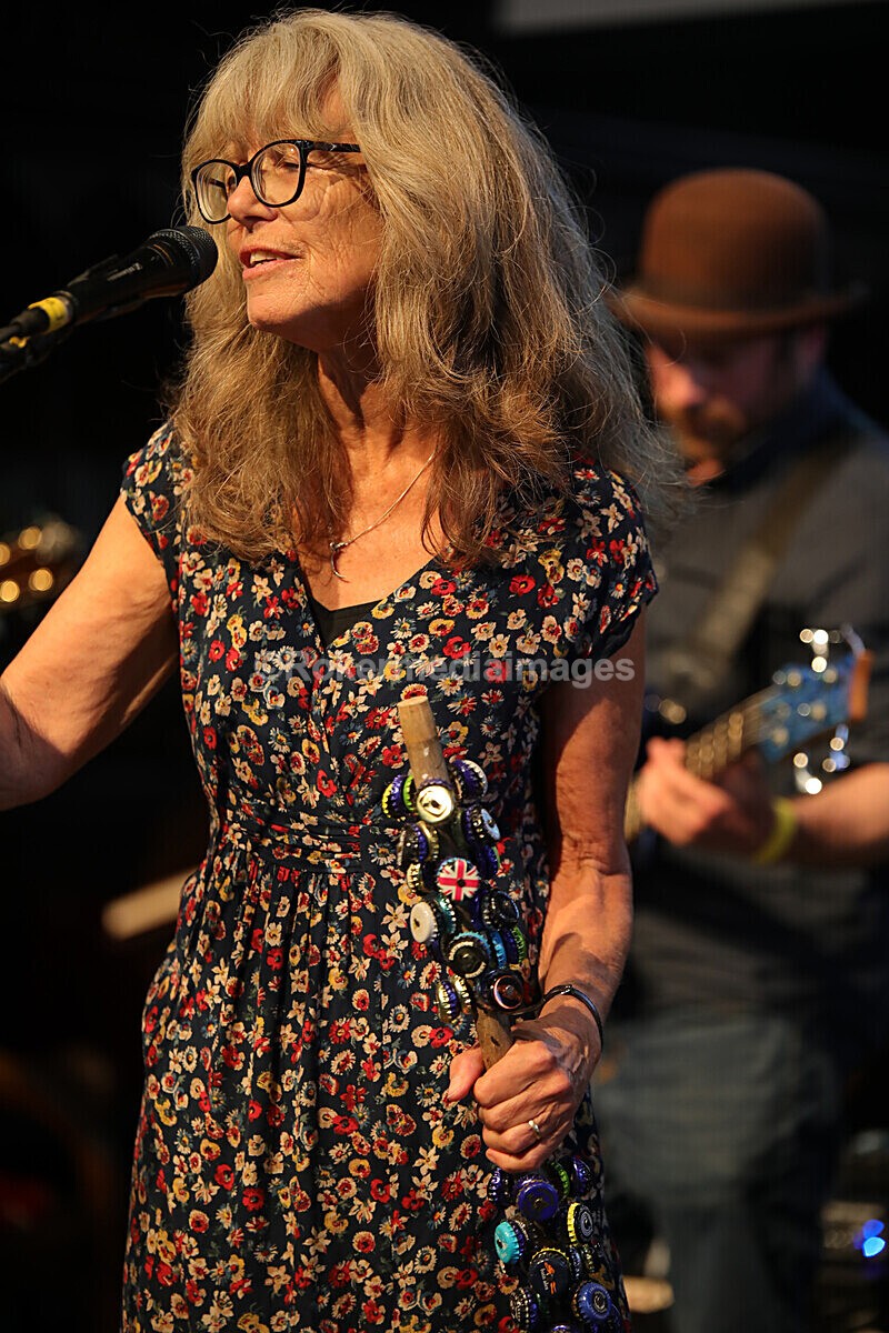 FOLK N BLUES-169 - FOLK and BLUES SEPT 2022