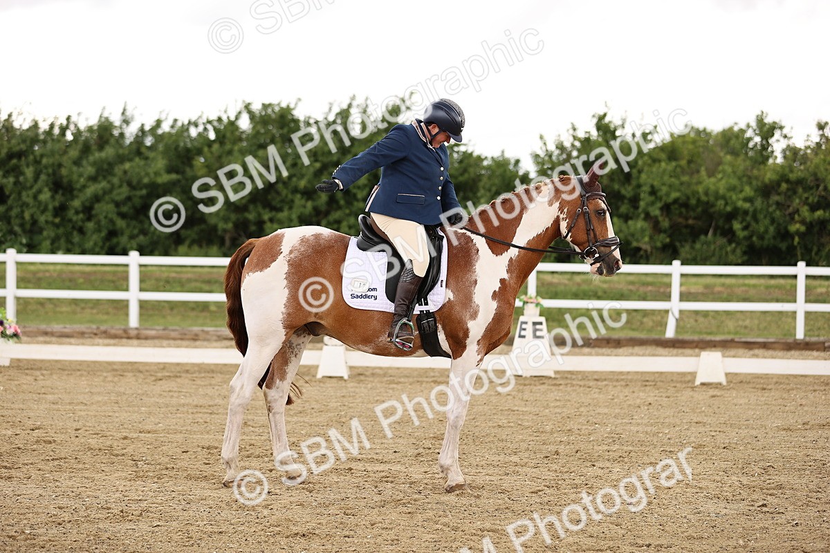 SBM_001960 - Class 2 - Novice 4 - 10.36-11.39