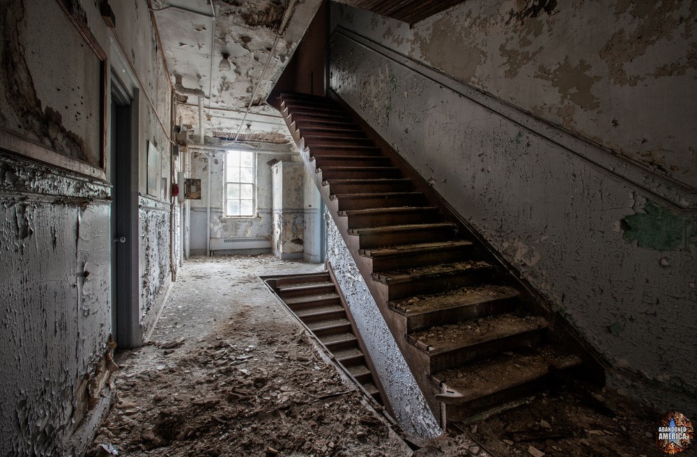 an untrustworthy flight of stairs - Darbyville State Hospital*