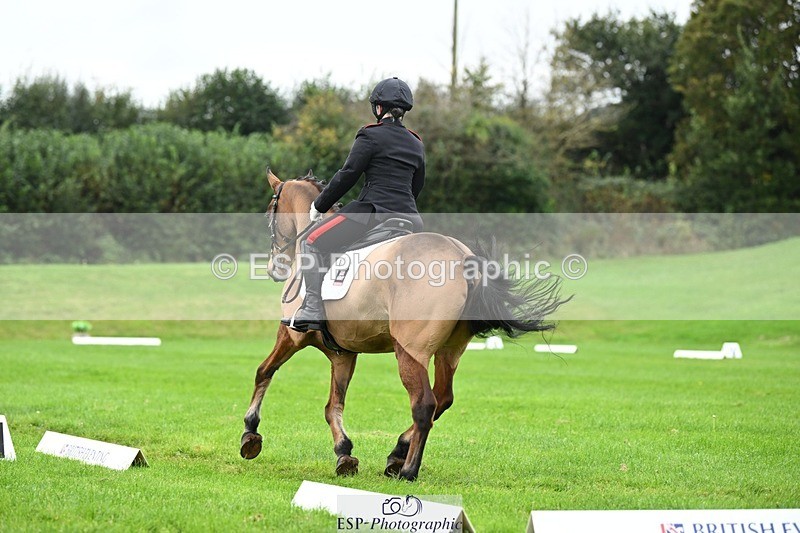 241024-123300-03430 - 516-L.Bdr.Ellie.Mitchell-MICRON.JOY