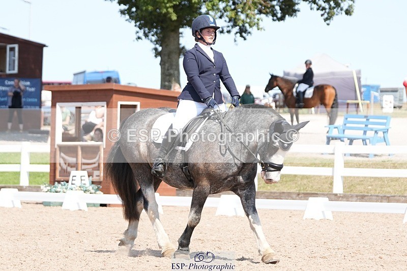 250817-142911-10973 - 055-Neve.HollowaySD.Out.of.the.Blue