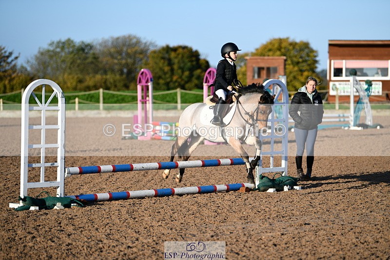 241026A-091225-00390 - SAT Cls 19 Clear Round 50cm