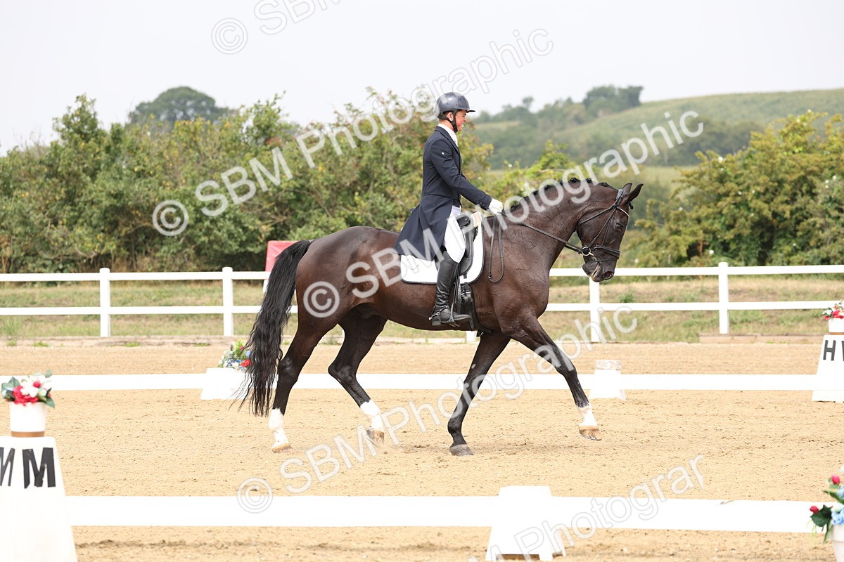 SBM_007125 - Class 9 - FEI INT I - 13.37-14.33