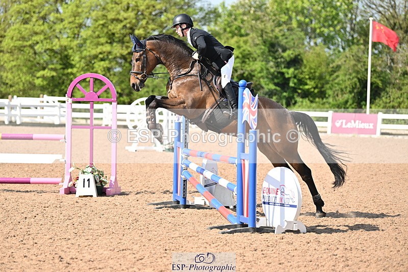 240509A-101047-00383 - Cls 1 British Novice and 90cm Open