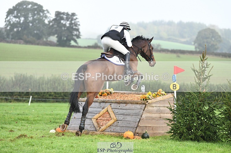 231020-101934-05899 - 008-CECEIA.DE.MUZE-Alan.Nolan-XC