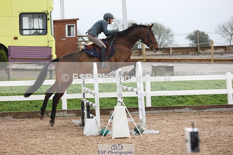 231112A-111624-03526 - Cls 18 Discovery & 1m Open