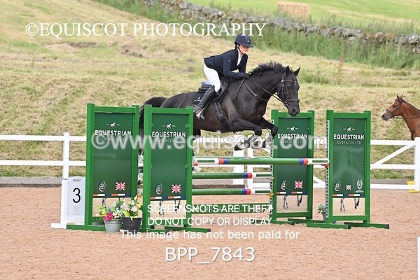 BPP_7843 - CLASS 16 FRI GFS Saddles Senior Newcomers/1.10m Open