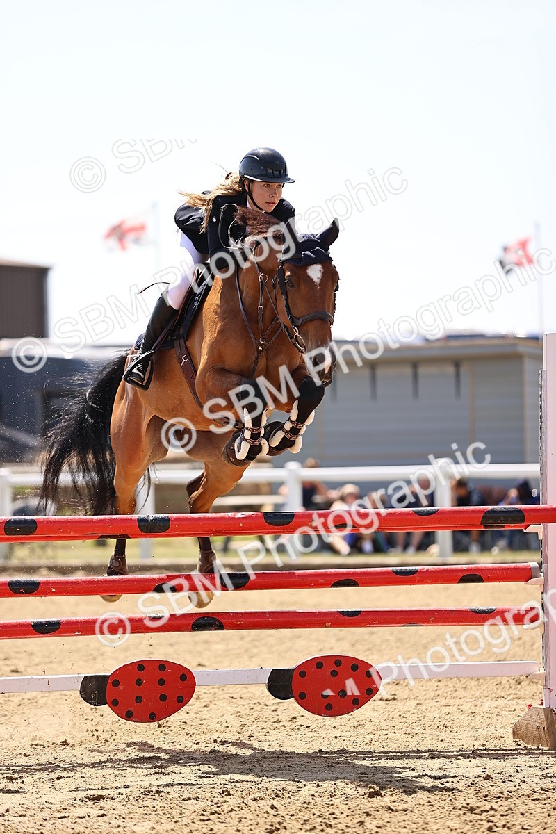 SBM_010134 - Class 9 - Senior Foxhunter - 1.20m Open