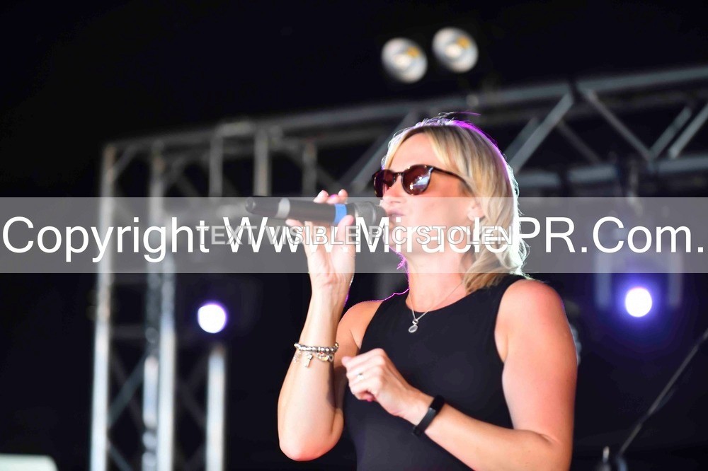 SH4_0751 - Lisa Winwood