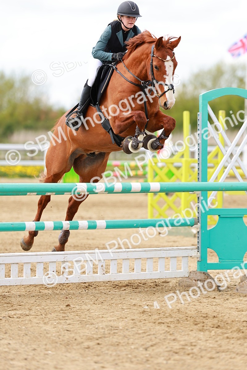 SBM_002094 - Class 4 - Senior Newcomers - 1.10m