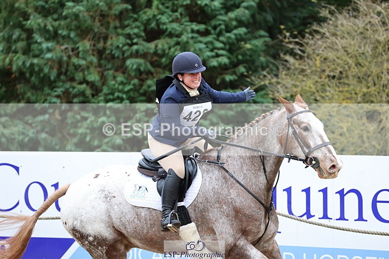 251026A-140954-26244 - F-426-Tracey.Neville